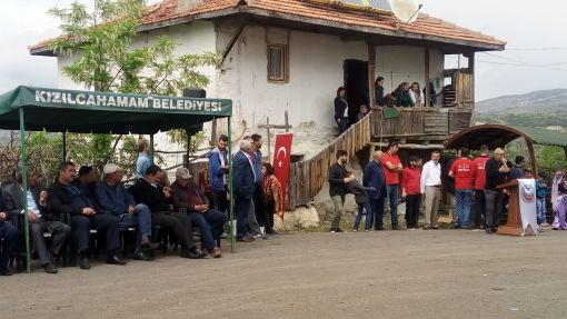  Kızılcahamam Kızık Köyü Uçurtma Şenliği / 6 Mayıs 2018 Pazar 14:00 